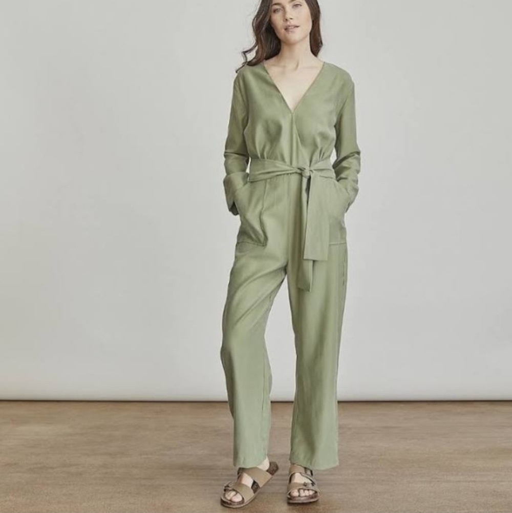Elizabeth and James Green Jumpsuit M NWT